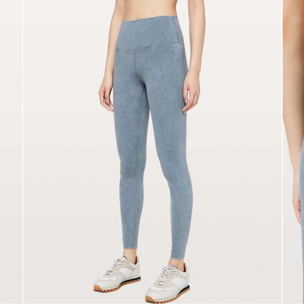 LULULEMON Wunder Under In Washed Moon‎ Blue Size 4